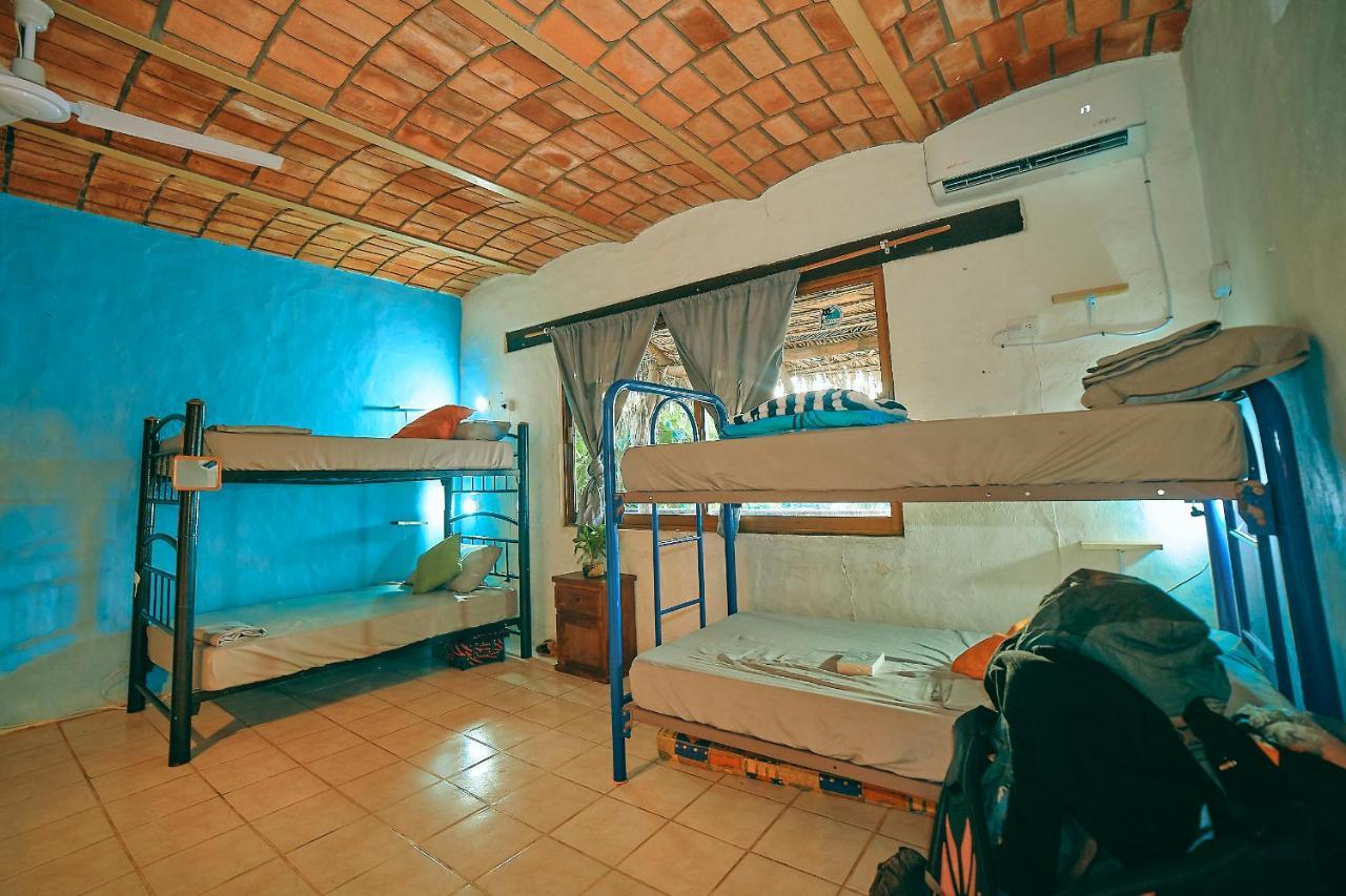 Blue Pepper Beds Sayulita Hostel Bagian luar foto